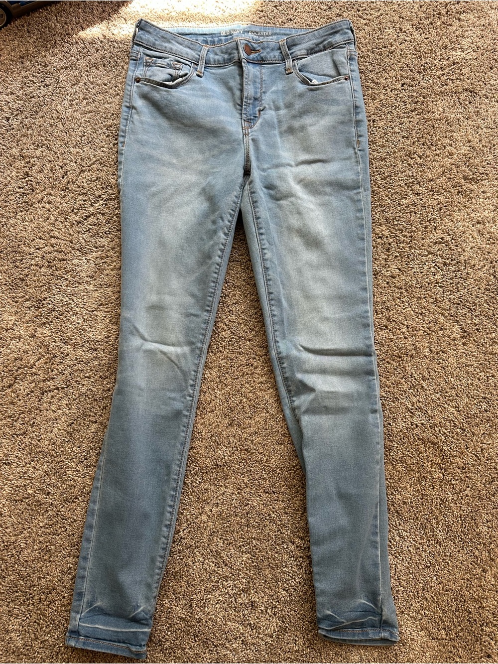 Old Navy mid rise rockstar size 8 stretch skinny jeans